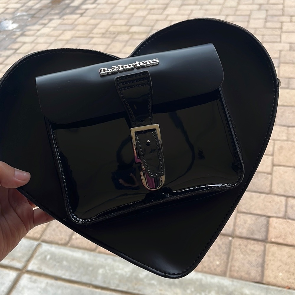 Dr.Martens heart bag